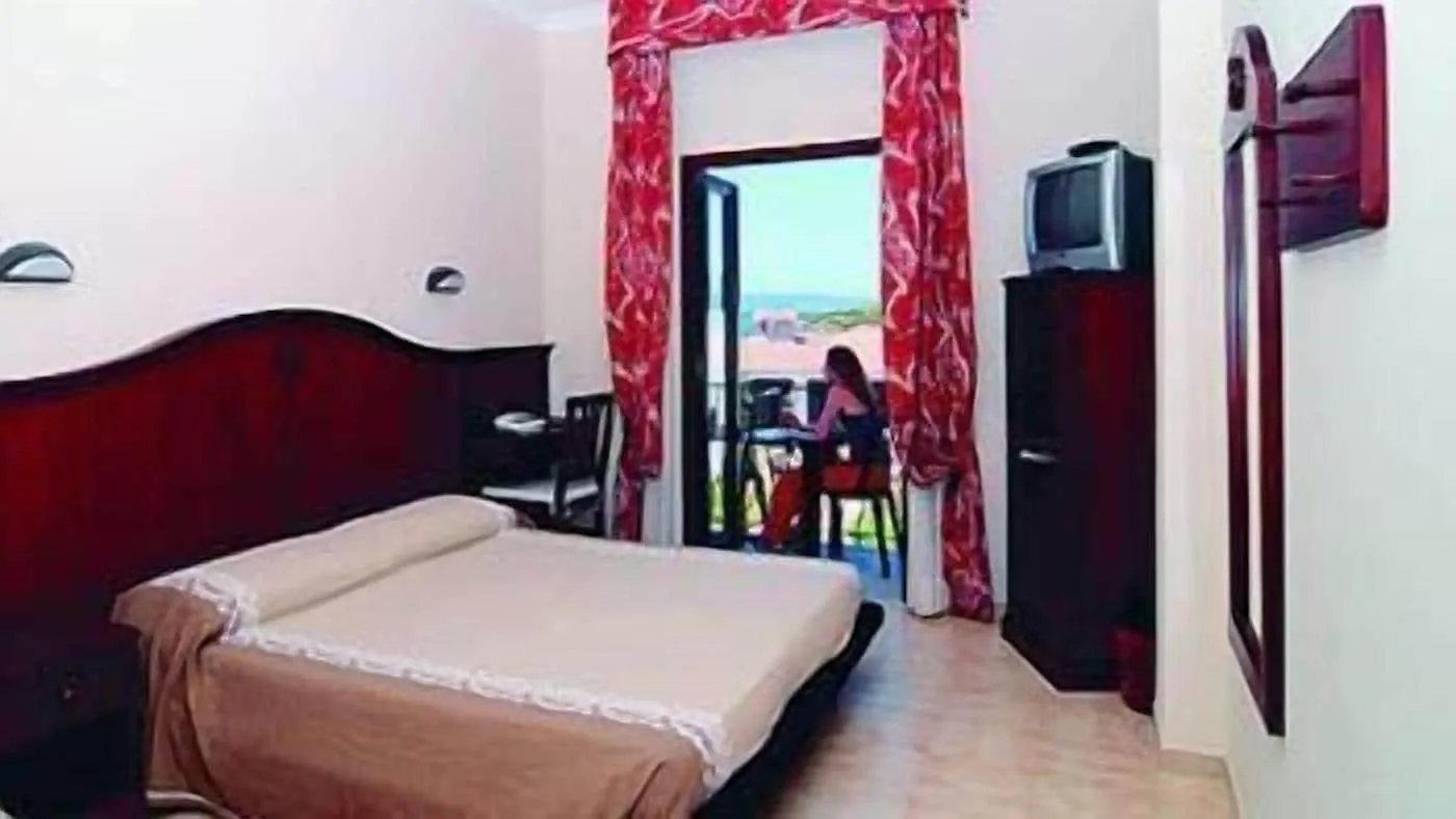 Hotel Stella Del Sud Calasetta 3*,